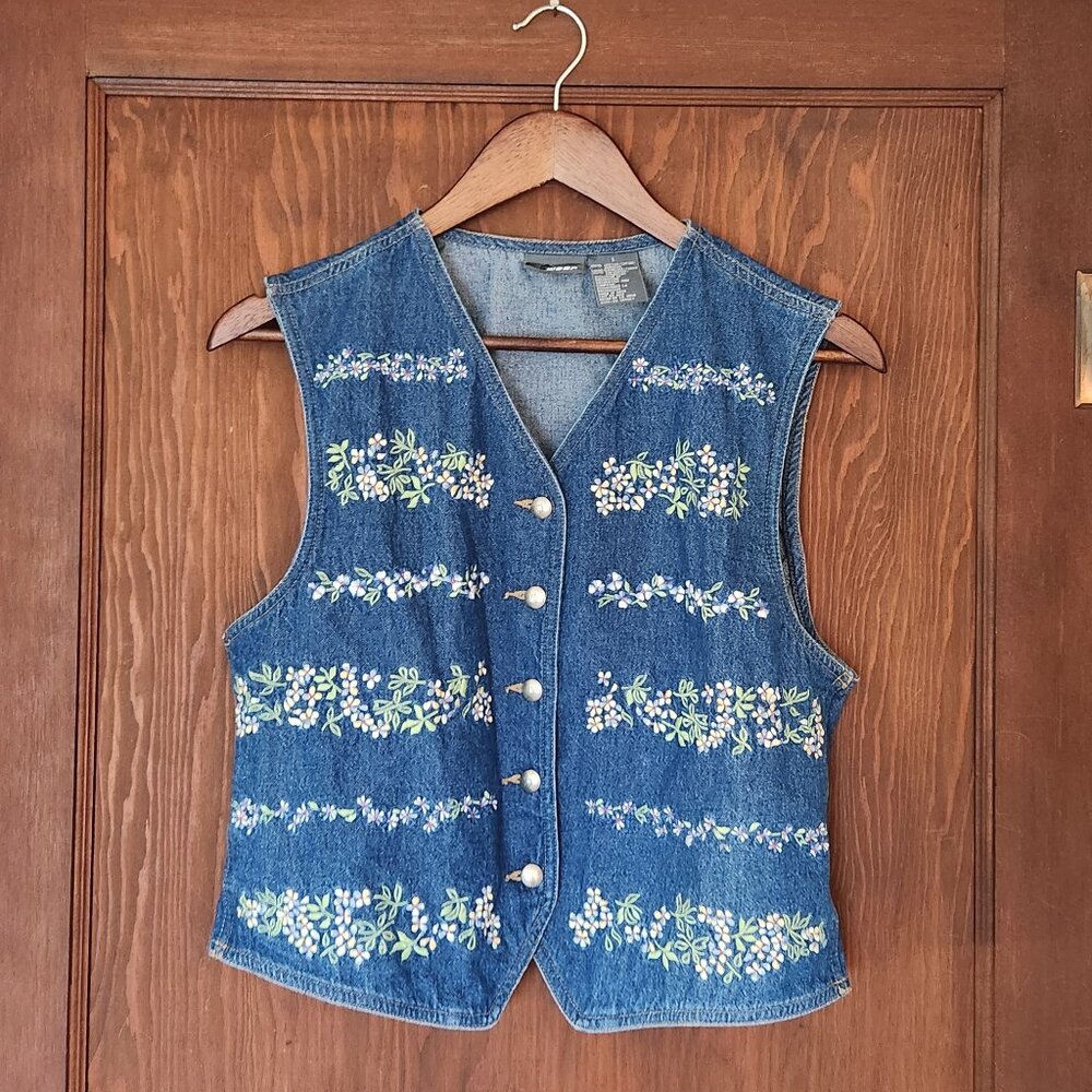 Liz Wear Embroidered Vest